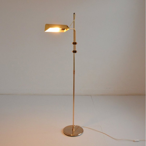 Image 1 of Vintage orientable and adjustable floor lamp in golden brass, 1970