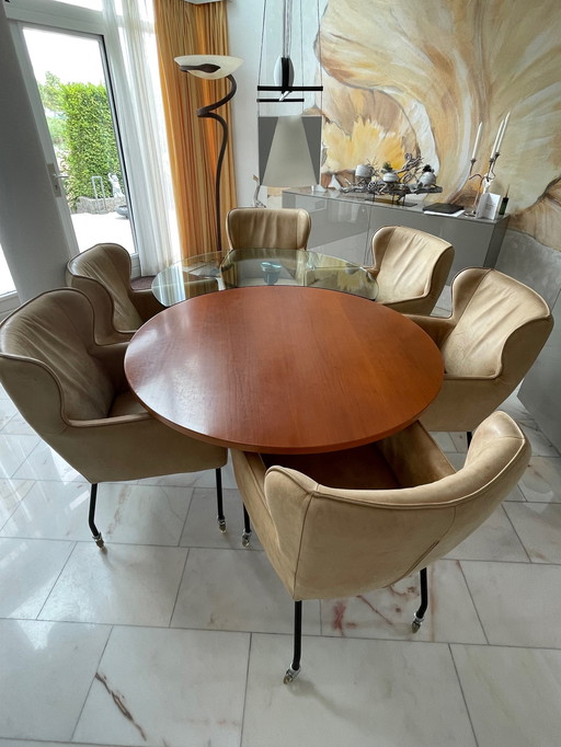 van Waay Modern dining table