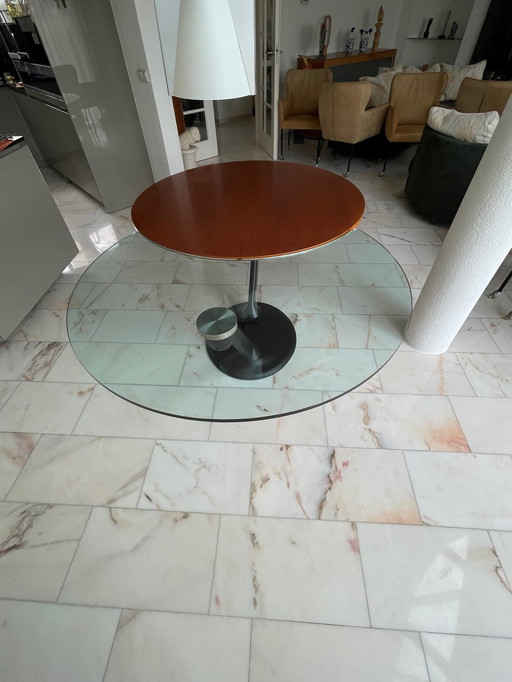 van Waay Modern dining table