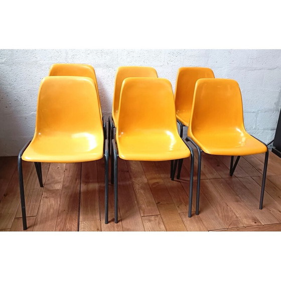 Image 1 of Vintage yellow community chair