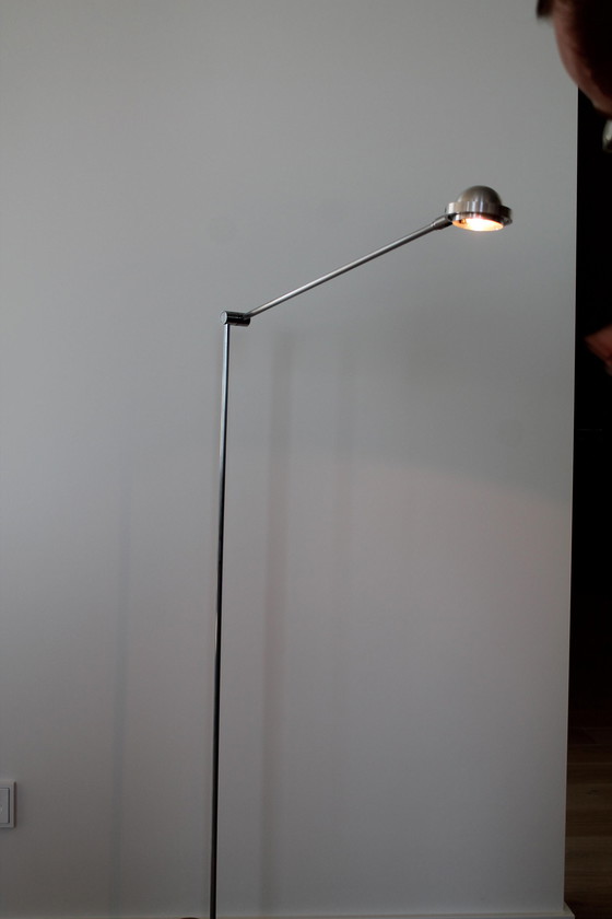 Image 1 of Standing design reading lamp