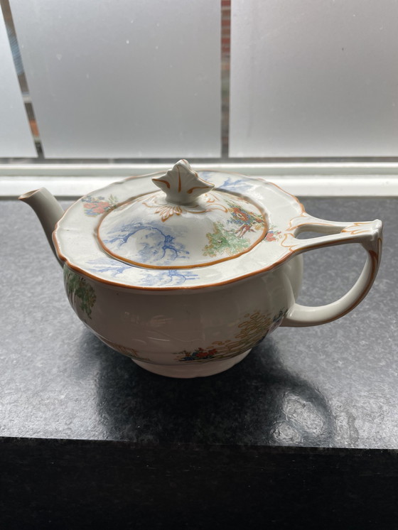 Image 1 of Alfred Meakin teapot