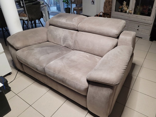 Morres Furniture Salon A Three Seater With 2 Recliners And Two Seats