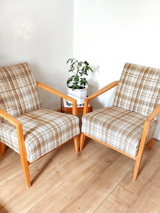 2x Vintage armchairs