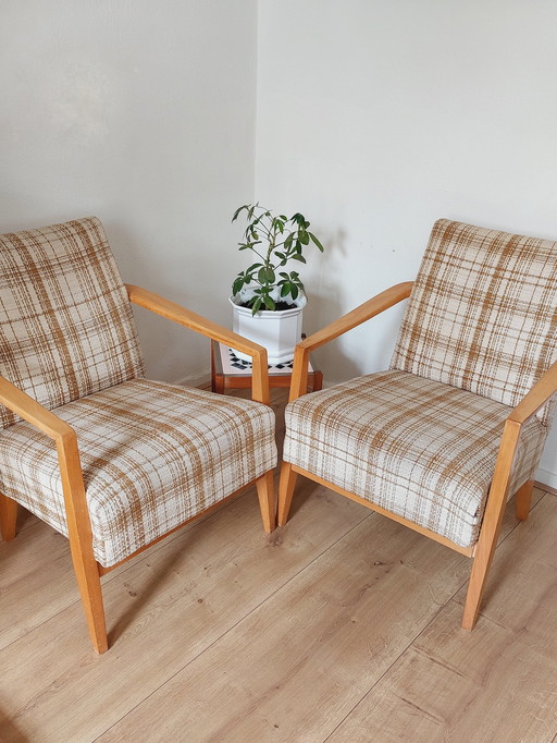 2x Vintage armchairs