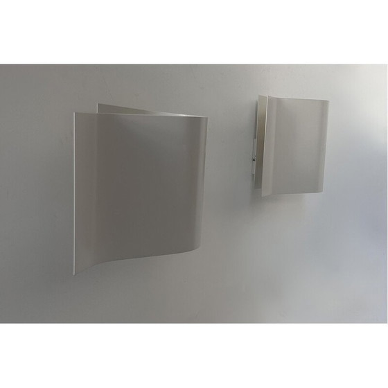 Image 1 of Pair of vintage wall lamp in curved white lacquered metal, France 1980