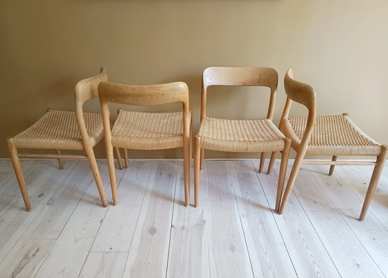 Image 1 of 4x Møller 'Model 75' chairs