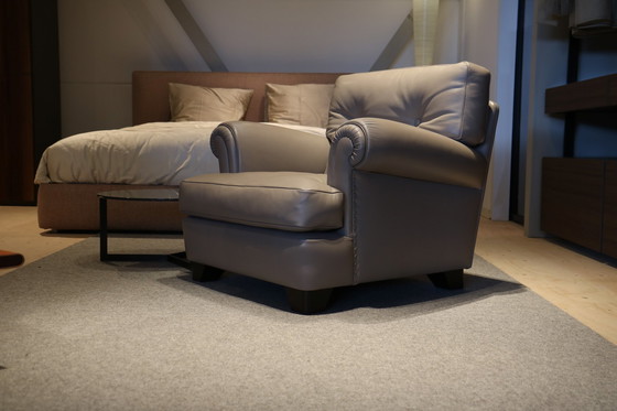 Image 1 of Poltrona Frau - Sigue soñando