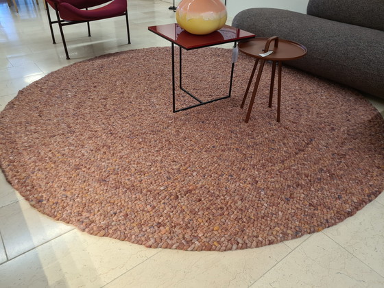 Image 1 of Rond-point du tapis Perletta