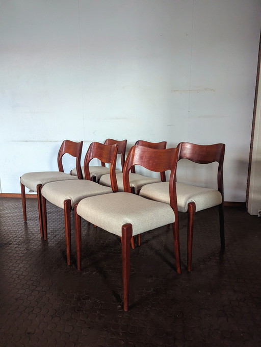 6X N.O. Møller Chairs, Model No. 71