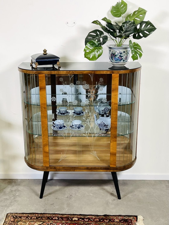 Image 1 of Glass beaded display cabinet, engraving in doors