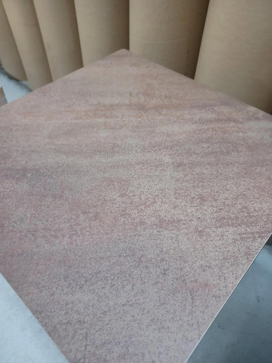 Image 1 of Coffee table with ceramic Rosso top