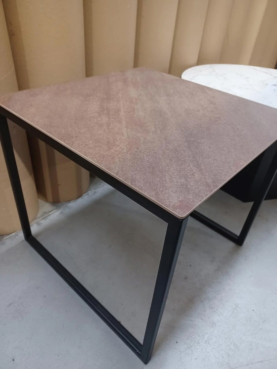 Image 1 of Coffee table with ceramic Rosso top