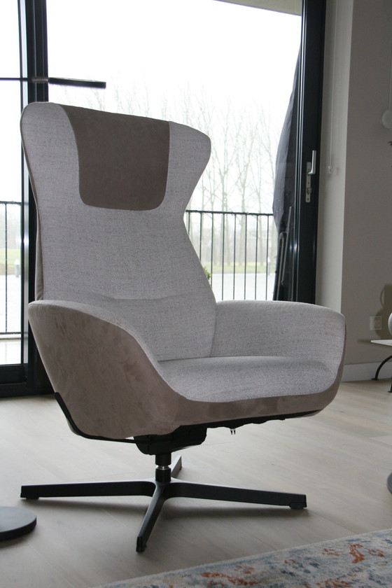 Image 1 of 2 Montel Yani Combi Relax Chairs With Footstool