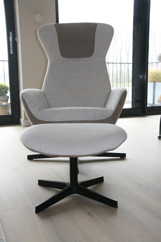 Image 1 of 2 Montel Yani Combi Relax Chairs With Footstool