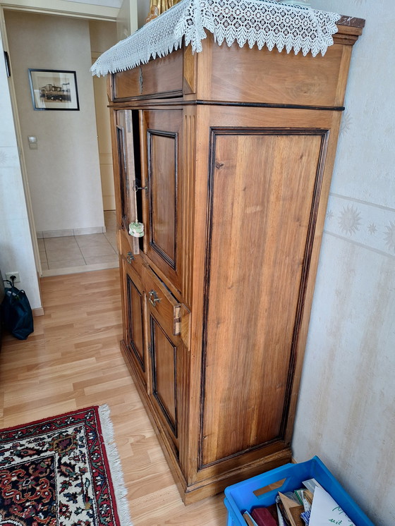 Image 1 of Armoire à pain classique