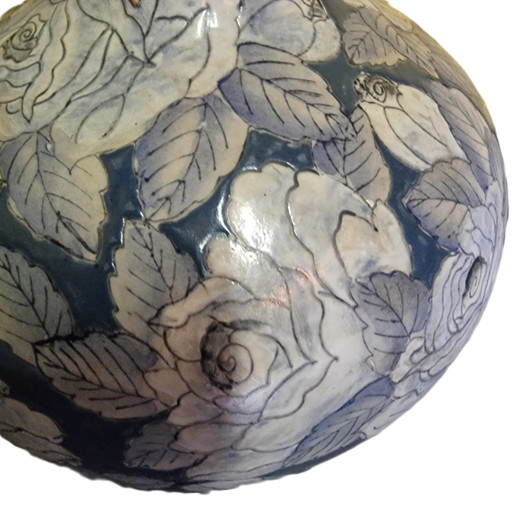 Vase en porcelaine chinoise fin du 20e siècle