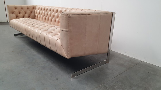 Image 1 of canapé chesterfield vintage design cuir beige camel modèle cube