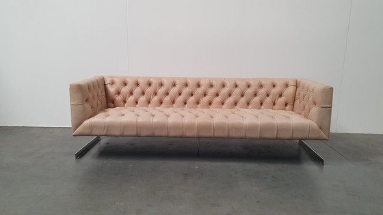 Image 1 of canapé chesterfield vintage design cuir beige camel modèle cube