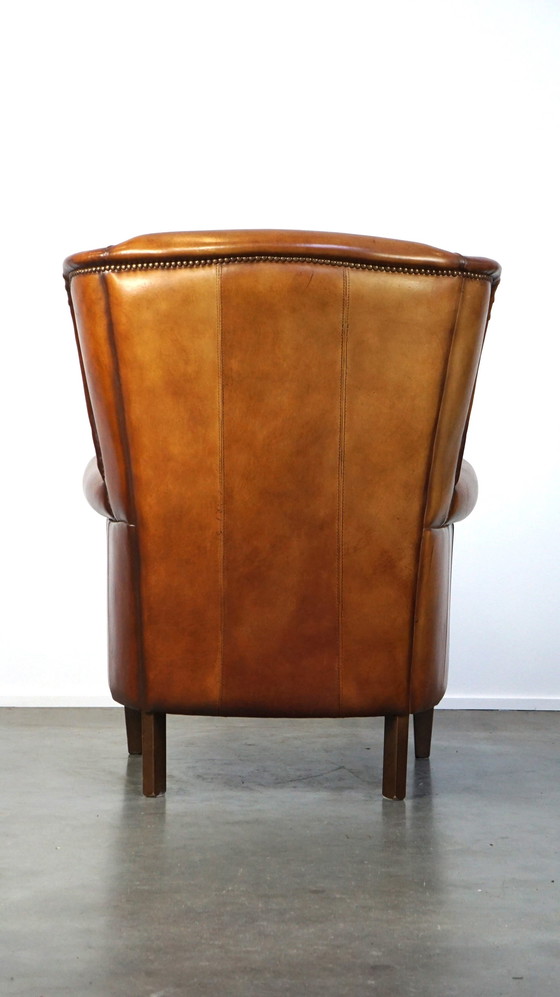 Image 1 of Fauteuil à oreilles en peau de mouton