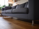 Canapé design avec assise confortable en mousse à mémoire de forme