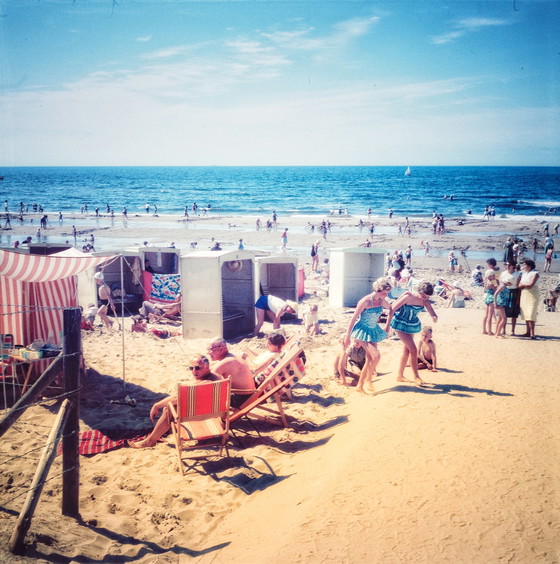 Image 1 of Bathers, 1960 | press photographer Willem van de Poll