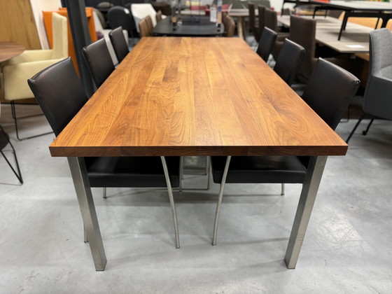 Image 1 of Tavolo da pranzo Bert Plantagie Spike 220X100 in legno di noce