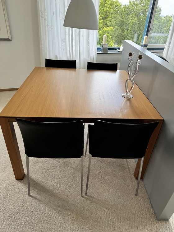 Image 1 of Zannota dining room table chair and table