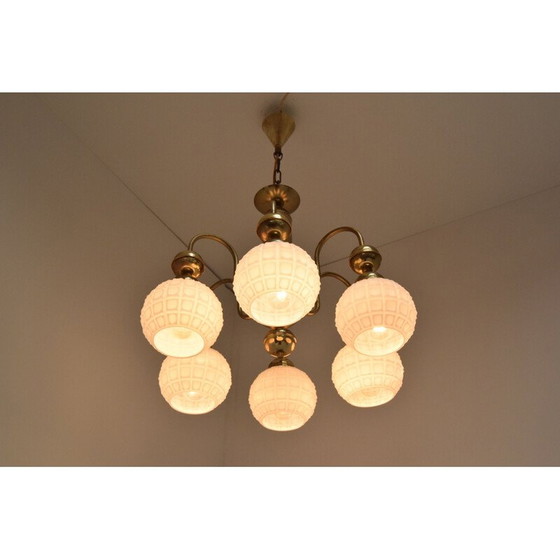 Image 1 of Lampadario vintage in vetro e ottone di Kamenicky Senov, Cecoslovacchia, 1960