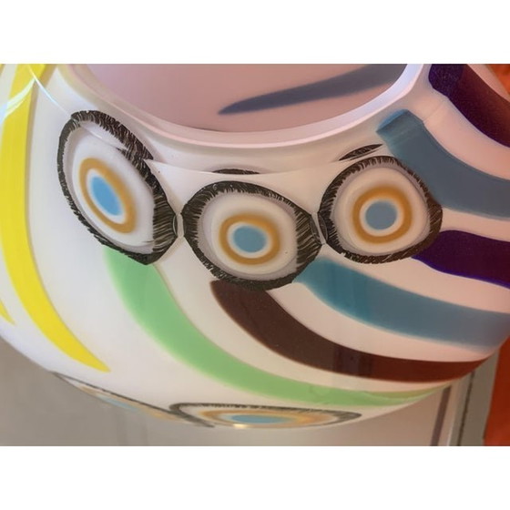 Image 1 of Lampada da tavolo moderna in vetro di Murano bianco latte con vaso di canne multicolori