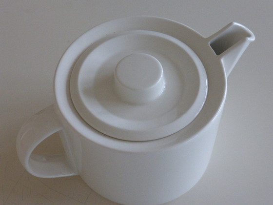 Image 1 of Arabia teapot