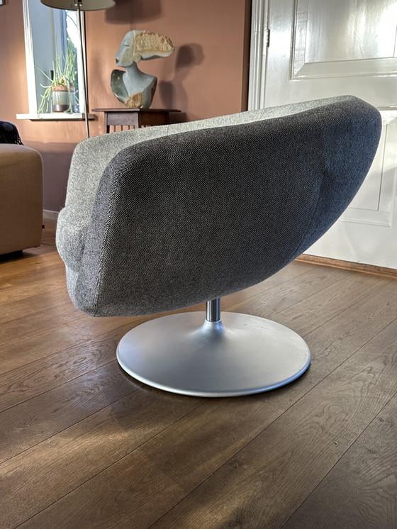 Image 1 of Gelderland Swivel Armchair Reupholstered 5 Years Aged With Kvadrat Hallingdal 65 166 Black Cream White.