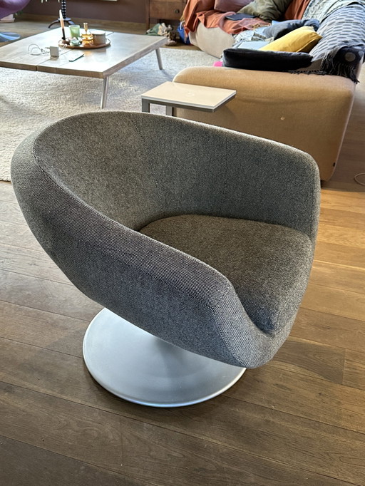 Gelderland Swivel Armchair Reupholstered 5 Years Aged With Kvadrat Hallingdal 65 166 Black Cream White.