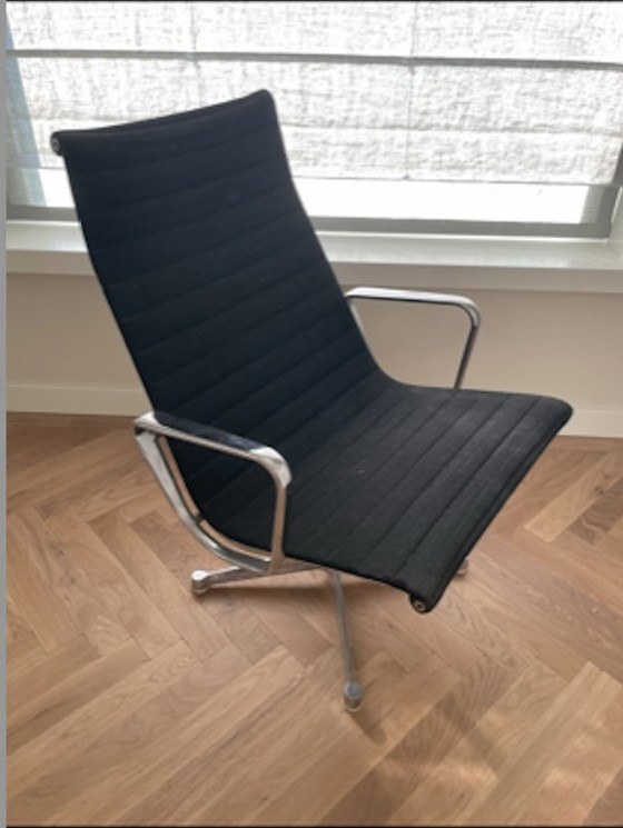 Image 1 of Vitra Eames 116