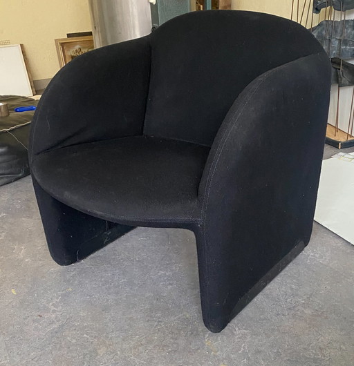 Artifort chair