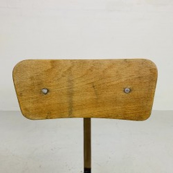 Image 1 of Chaise industrielle, tabouret, chaise d'atelier par Bienaise - années 1950