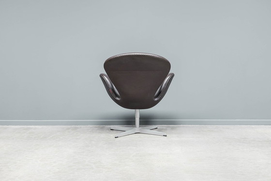 Image 1 of Swan Chair