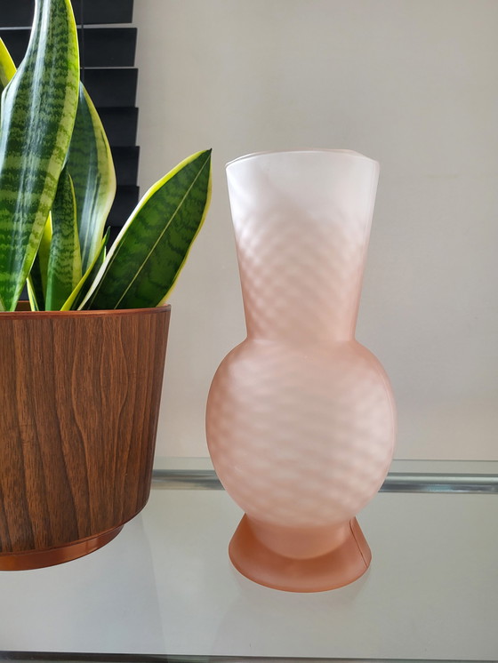 Image 1 of Midcentury Italian design frosted glass vase Empoli, Italy from the 1960s