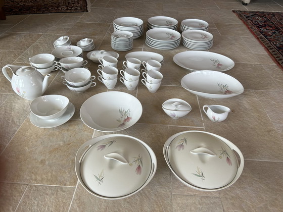 Image 1 of Essenbach Bavaria elaborate dinnerware set