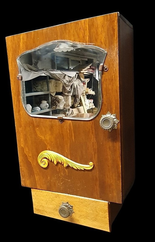 Pequeño armario de pared antiguo vintage de 2017, armario de pared