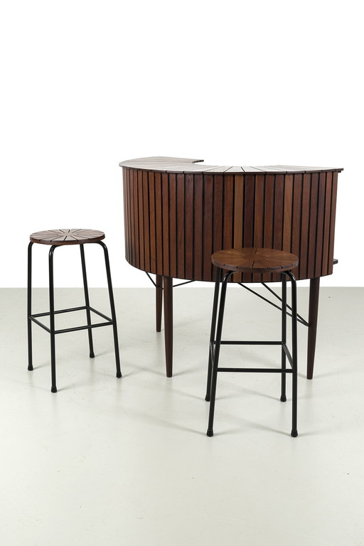 Sika Møbler bar + stools