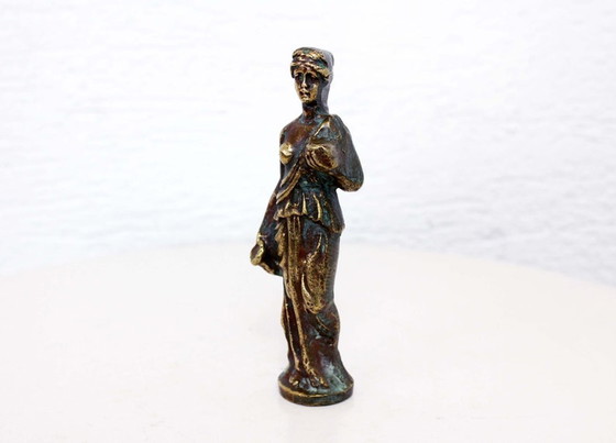 Image 1 of Bronze figurine