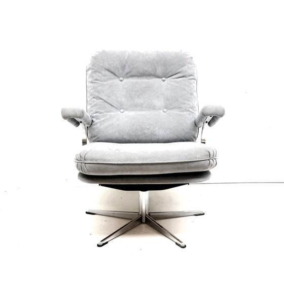 Image 1 of Fauteuil vintage avec revêtement en daim gris fabriqué dans les années 1970