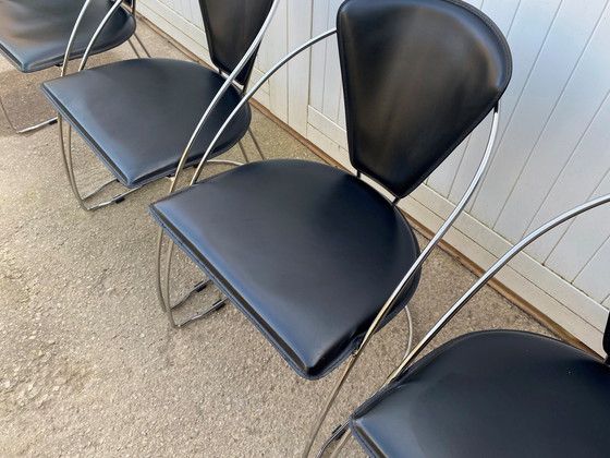 Image 1 of Lot De 4 Fauteuils Chaises Linda De Arrben Cuir Noir Armature Acier Chromé Vintage 1980