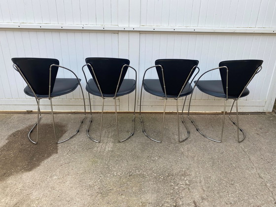 Image 1 of Lot De 4 Fauteuils Chaises Linda De Arrben Cuir Noir Armature Acier Chromé Vintage 1980