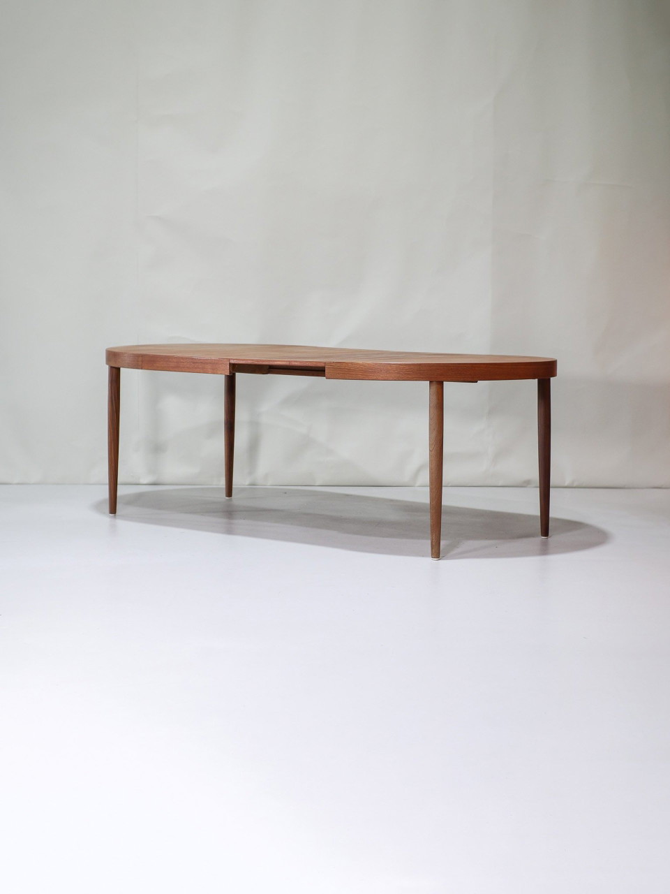 Mesa de comedor redonda extensible Kai Kristiansen