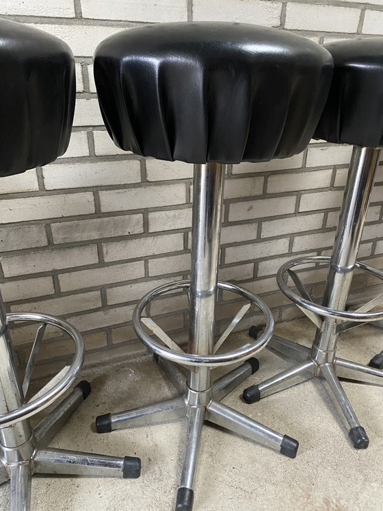 Image 1 of 5 sgabelli da bar rotondi in stile industriale vintage in acciaio