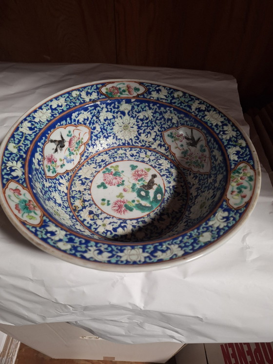 Image 1 of Chinese Porcelain Family Rose Bowl