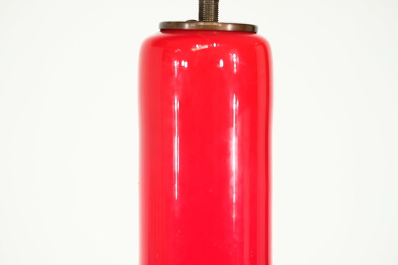Image 1 of Lampe suspendue italienne vintage en opaline rouge - 1960