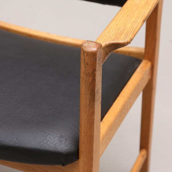 Image 1 of Coppia di poltrone vintage in similpelle e legno